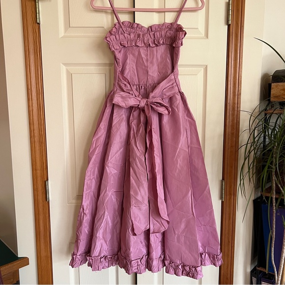 Gorgeous ruffle princess dress - Picture 10 of 10
